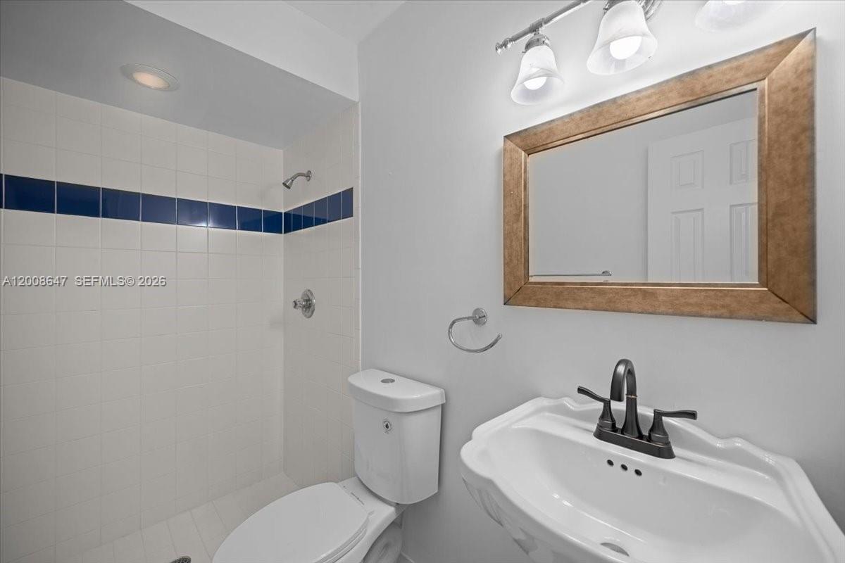 2560 Bass Way #2560, Cooper City FL 33026