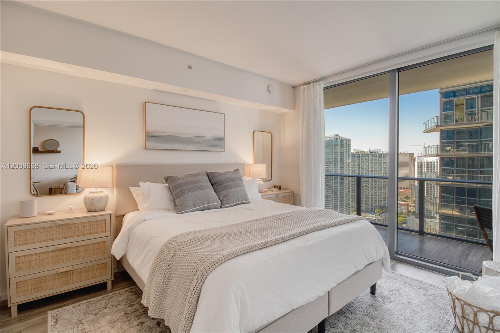 801 S Miami Ave #3808, Miami FL 33130