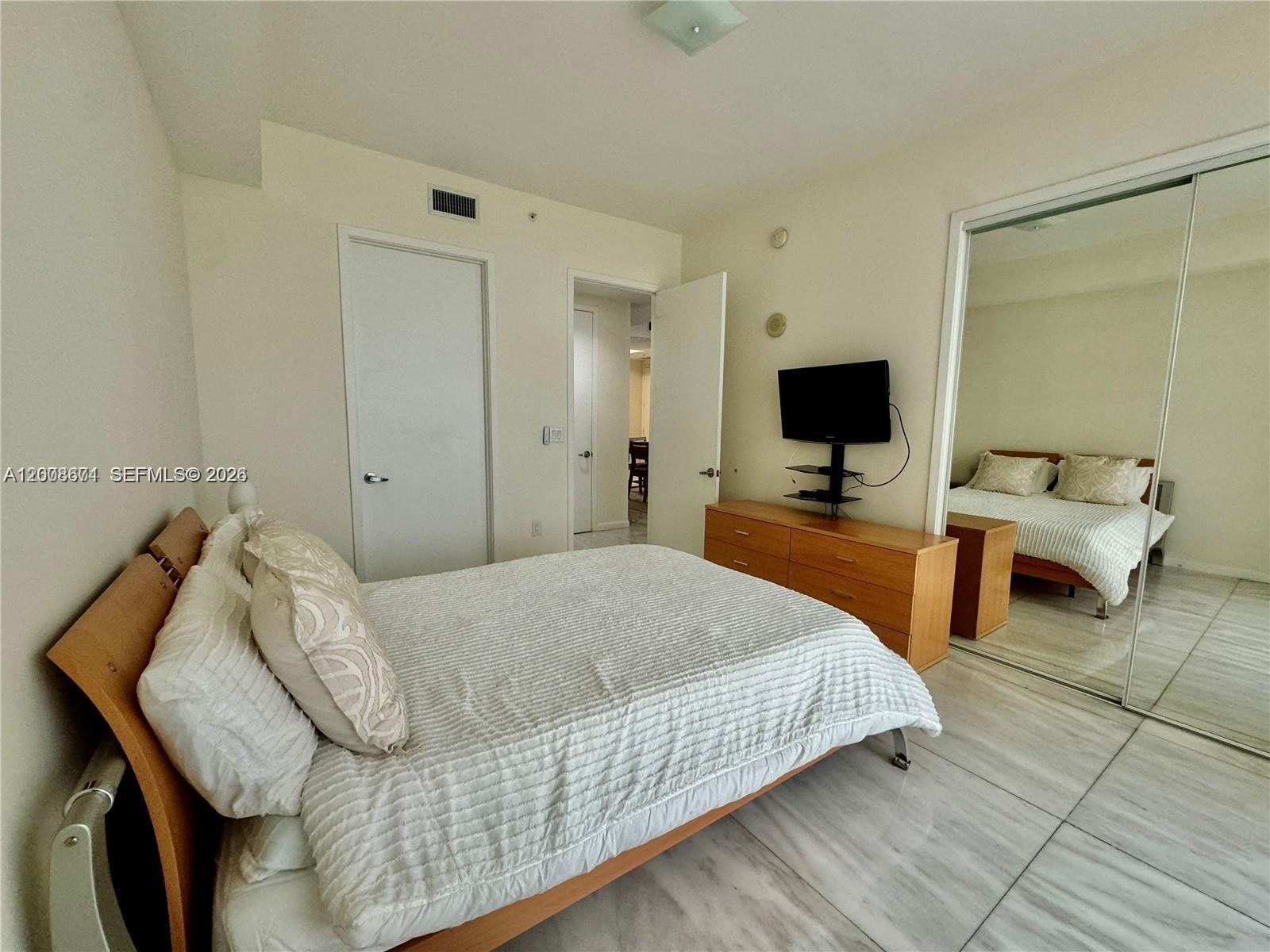 18101 Collins Ave #4302, Sunny Isles Beach FL 33160