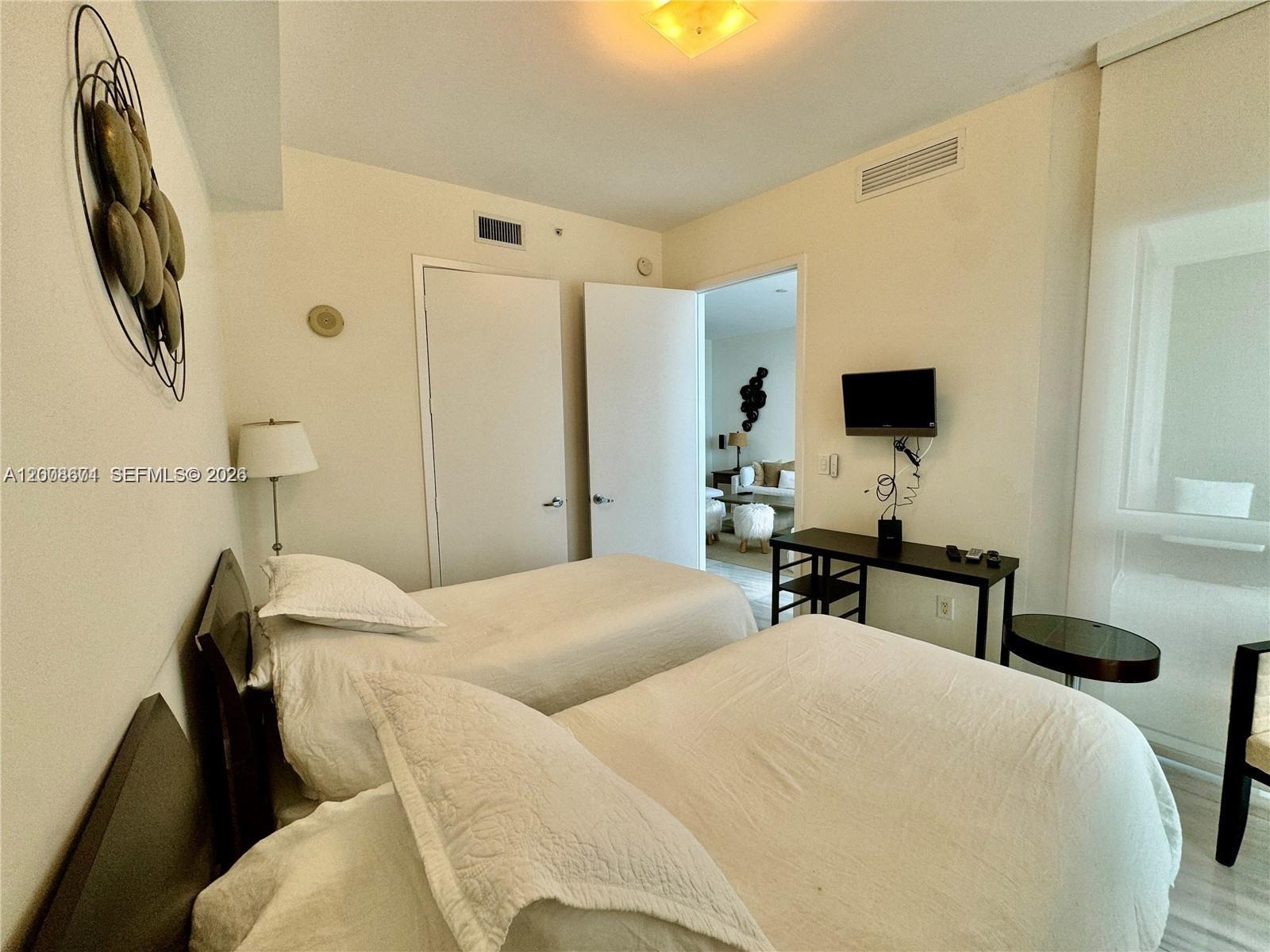 18101 Collins Ave #4302, Sunny Isles Beach FL 33160
