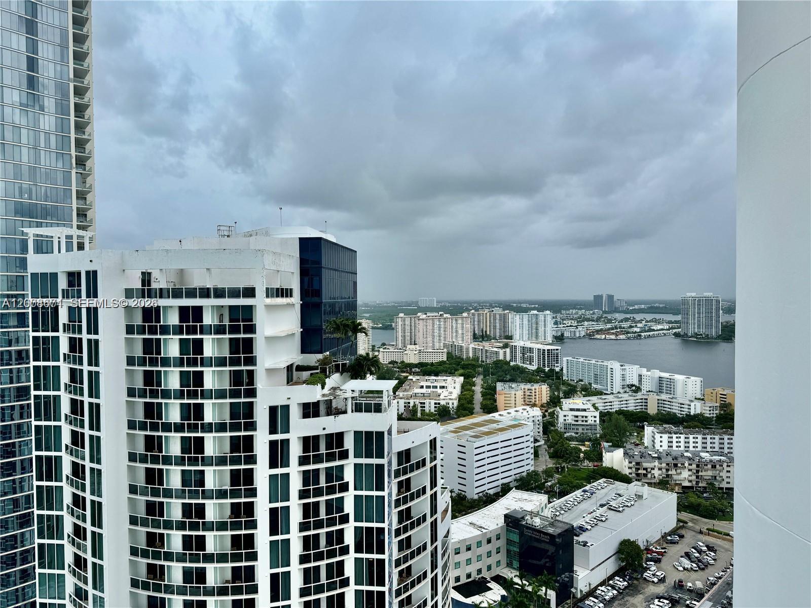18101 Collins Ave #4302, Sunny Isles Beach FL 33160