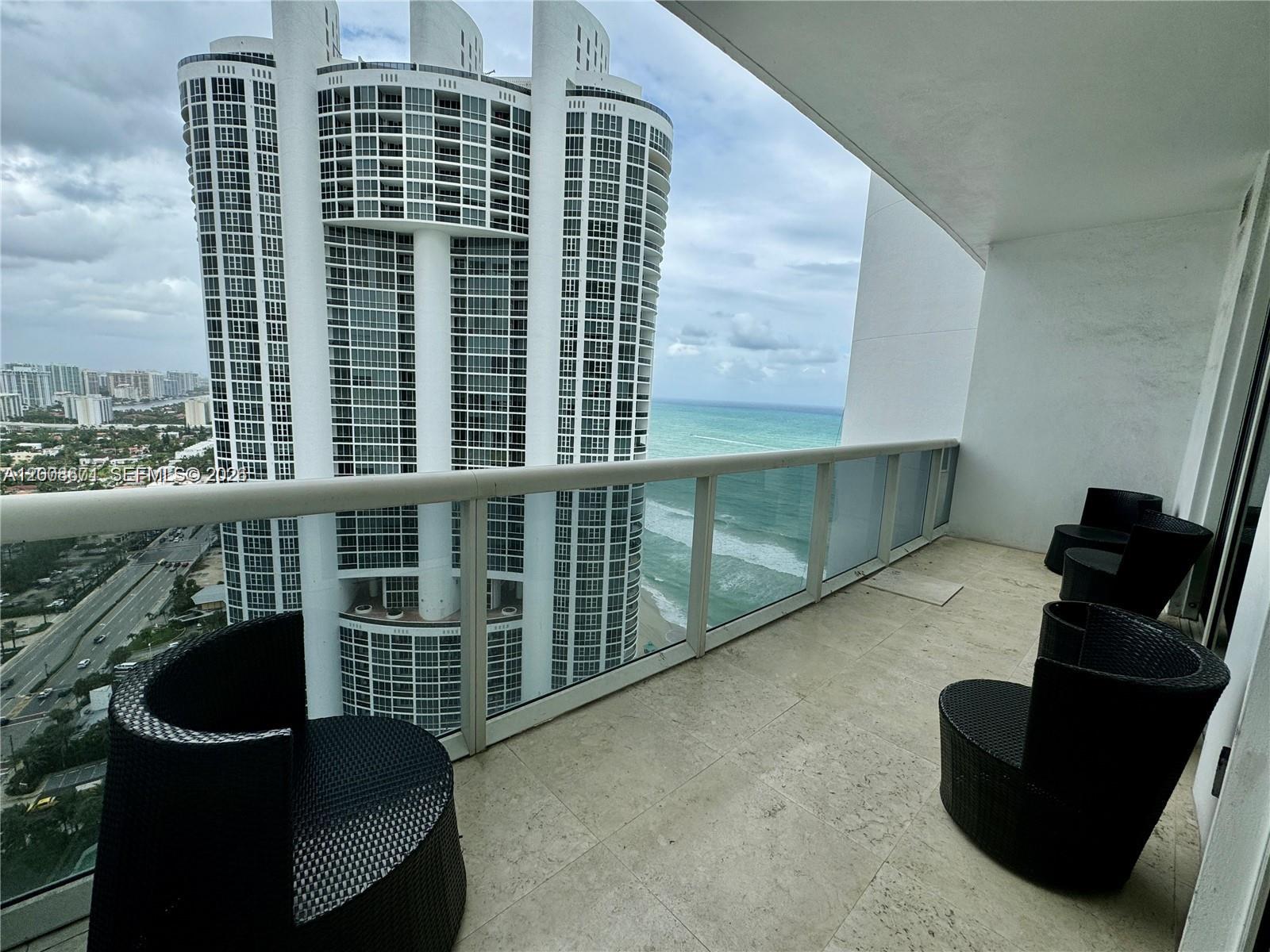 18101 Collins Ave #4302, Sunny Isles Beach FL 33160
