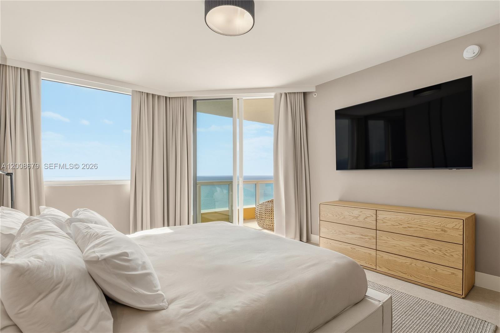 17875 Collins Ave #3906, Sunny Isles Beach FL 33160