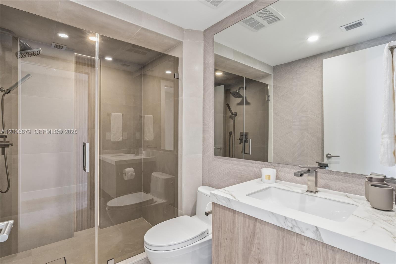 17875 Collins Ave #3906, Sunny Isles Beach FL 33160