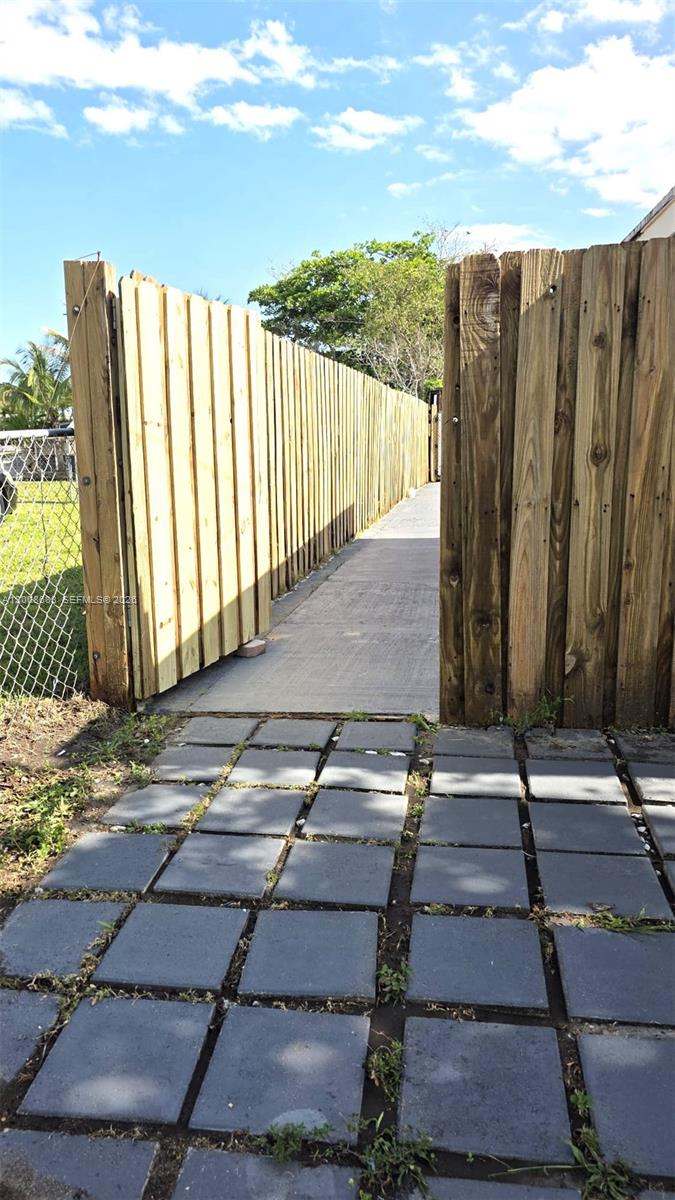 10790 SW 46th St #10790, Miami FL 33165