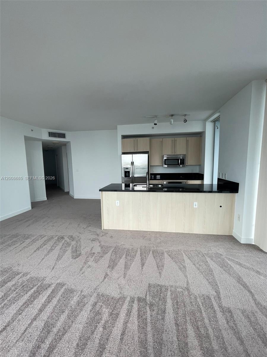 79 SW 12th St #1601-S, Miami FL 33130
