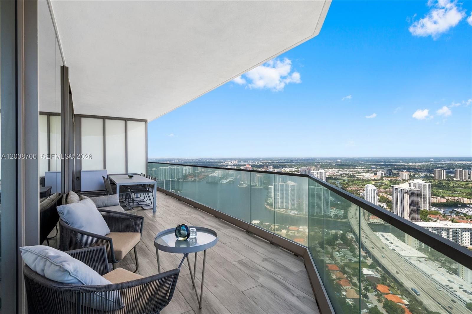 18975 Collins Ave #5200, Sunny Isles Beach FL 33160