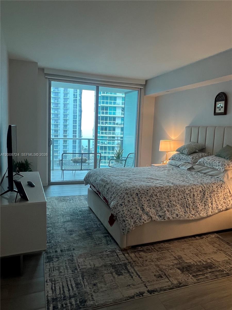 1100 S Miami Ave #2011, Miami FL 33130