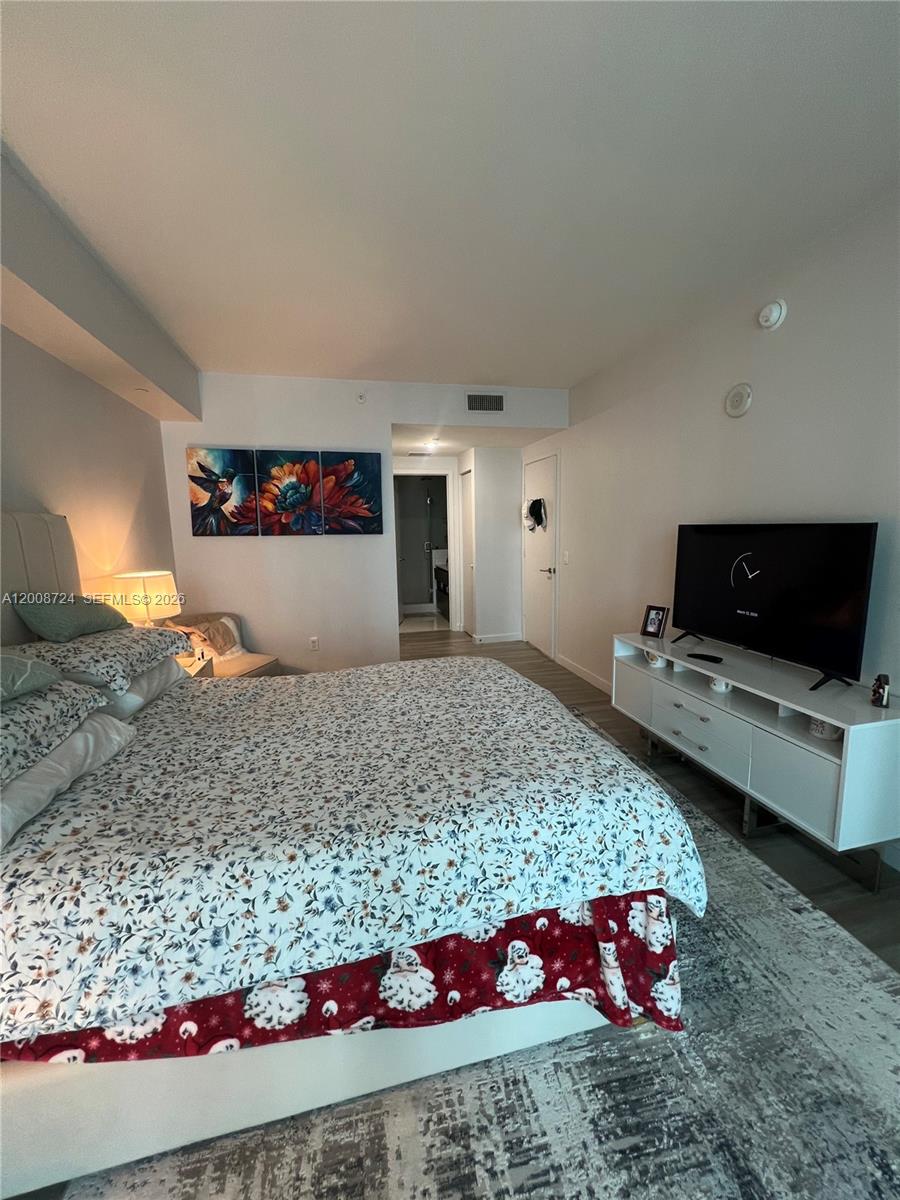 1100 S Miami Ave #2011, Miami FL 33130