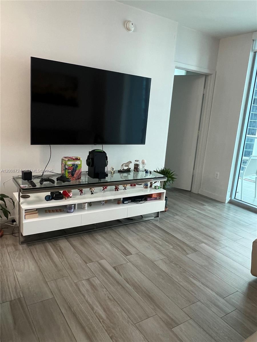 1100 S Miami Ave #2011, Miami FL 33130