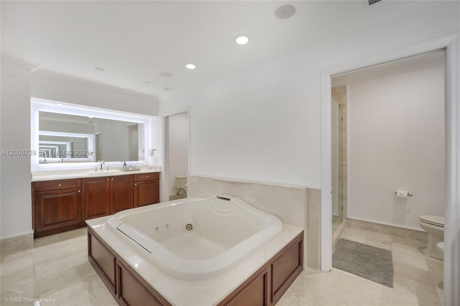 3400 SW 27th Ave #2202, Miami FL 33133