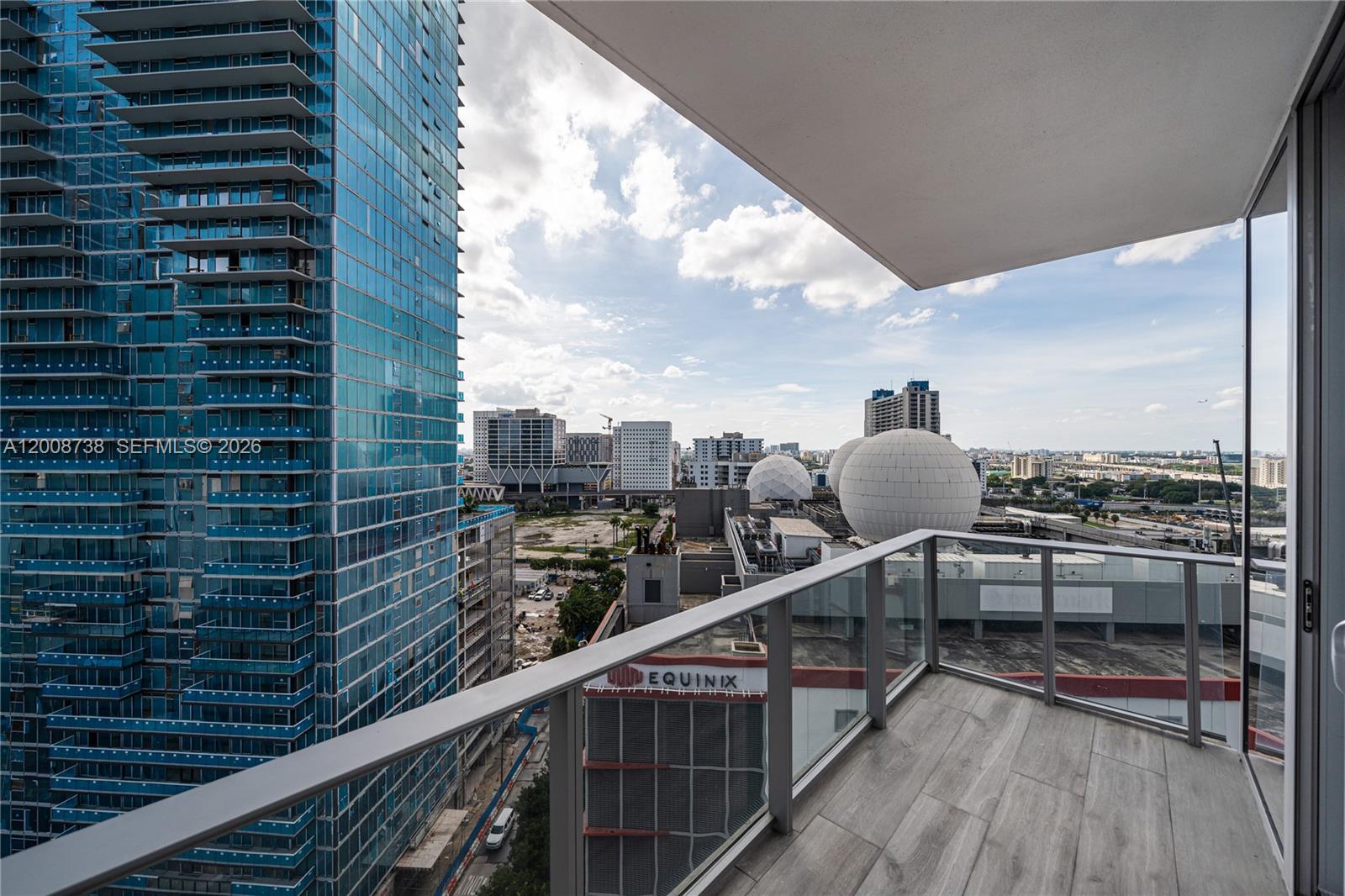851 NE 1st Ave #1412, Miami FL 33132