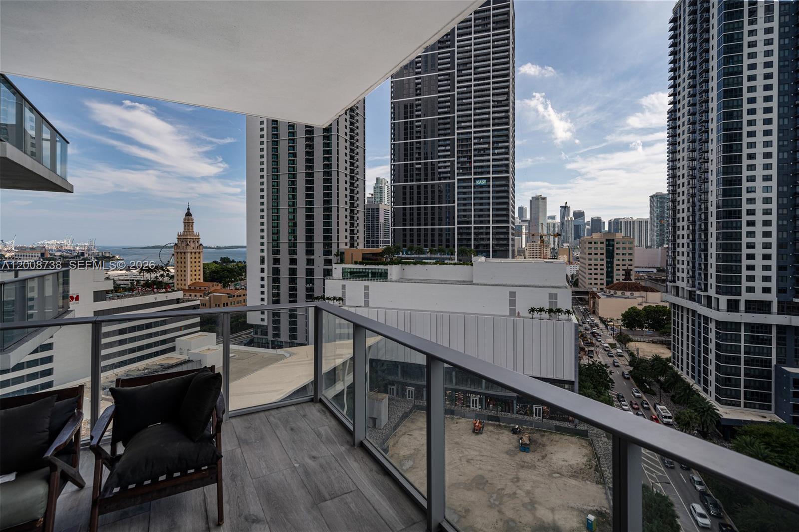 851 NE 1st Ave #1412, Miami FL 33132