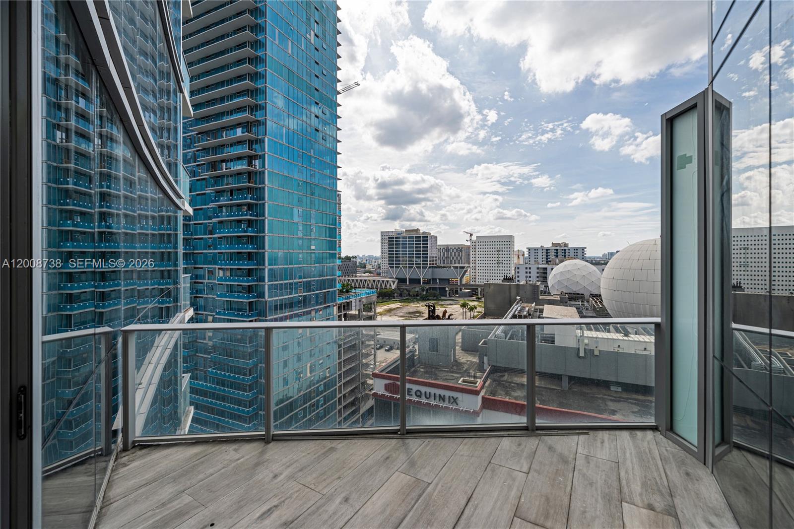 851 NE 1st Ave #1412, Miami FL 33132