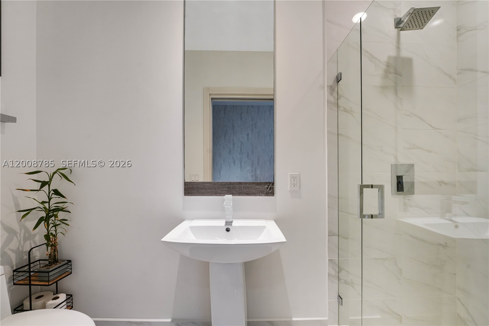 801 S Miami Ave #5206, Miami FL 33130