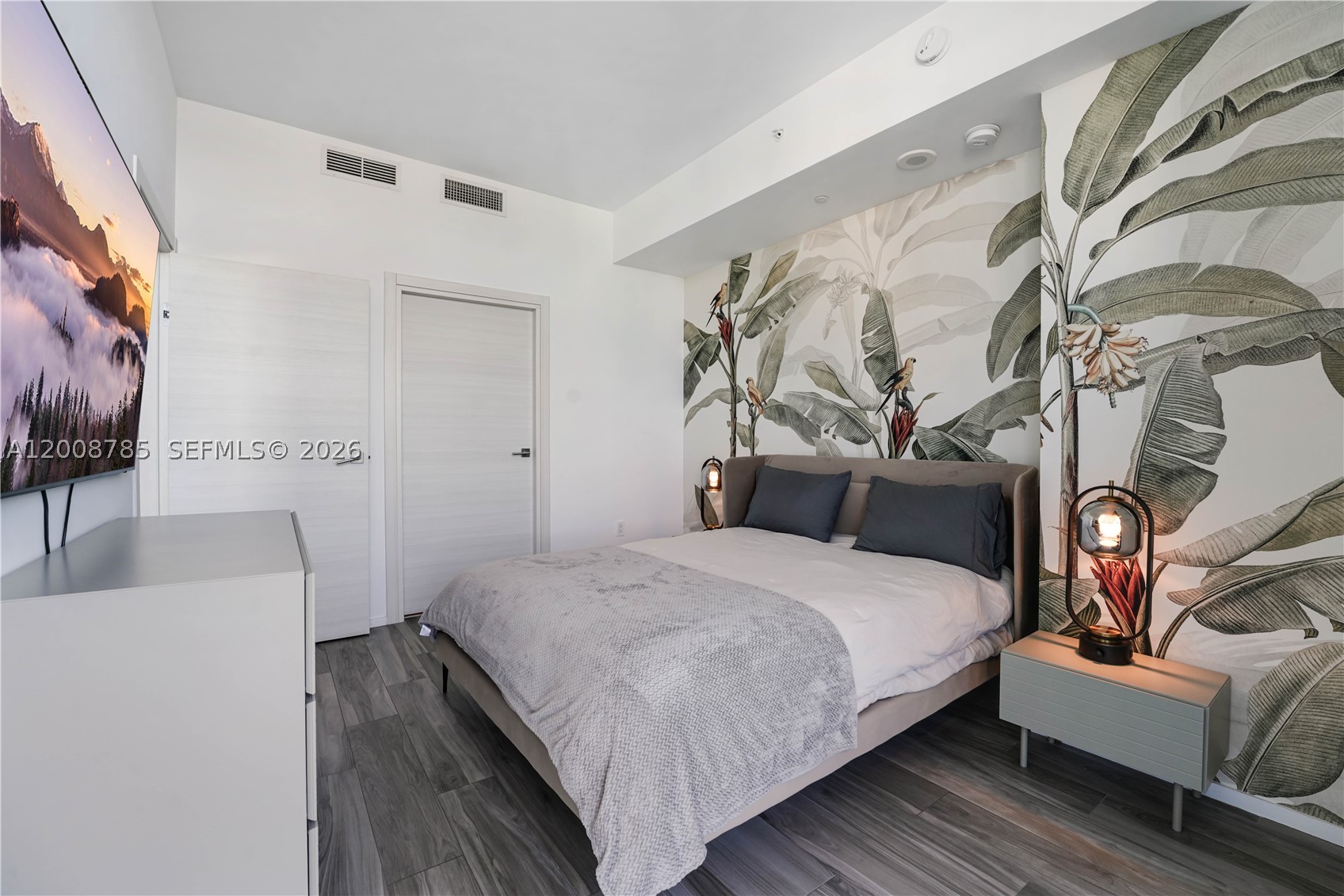 801 S Miami Ave #5206, Miami FL 33130