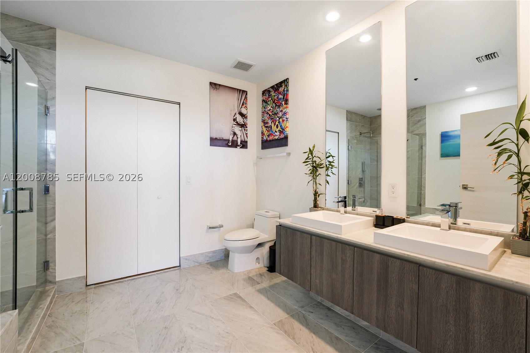 801 S Miami Ave #5206, Miami FL 33130