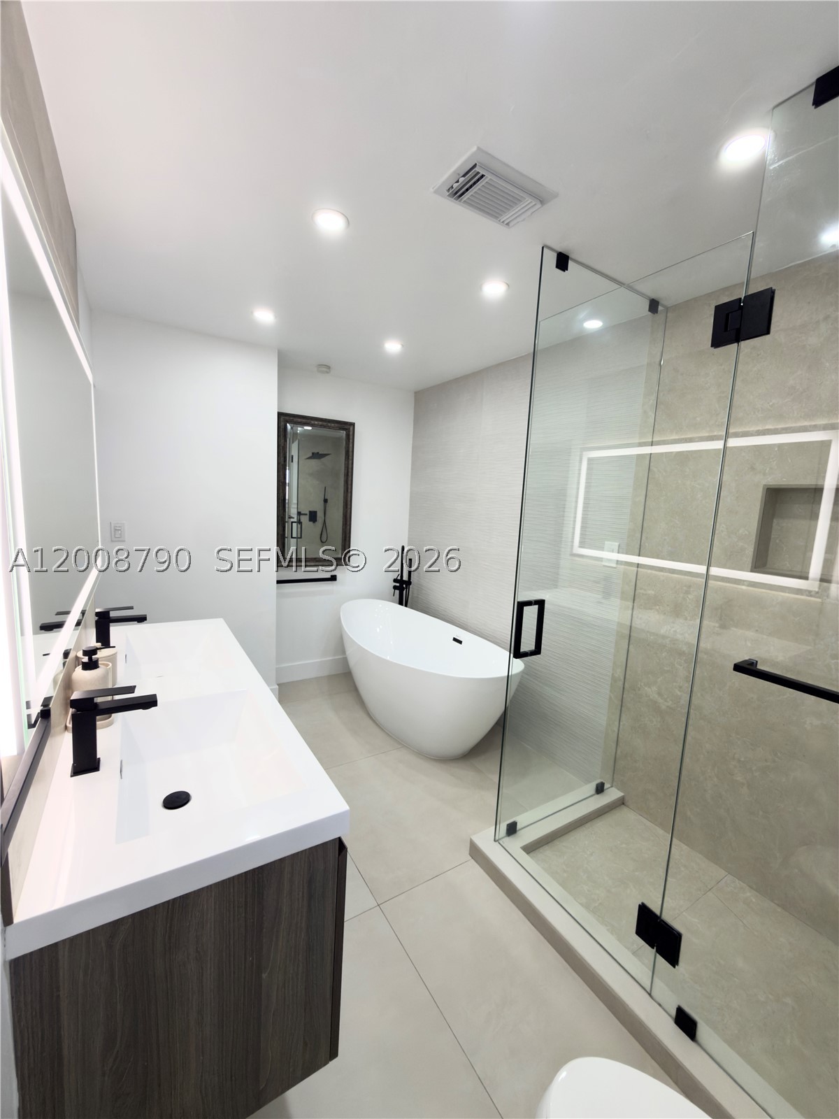 1524 NE 14th Ter, Fort Lauderdale FL 33304