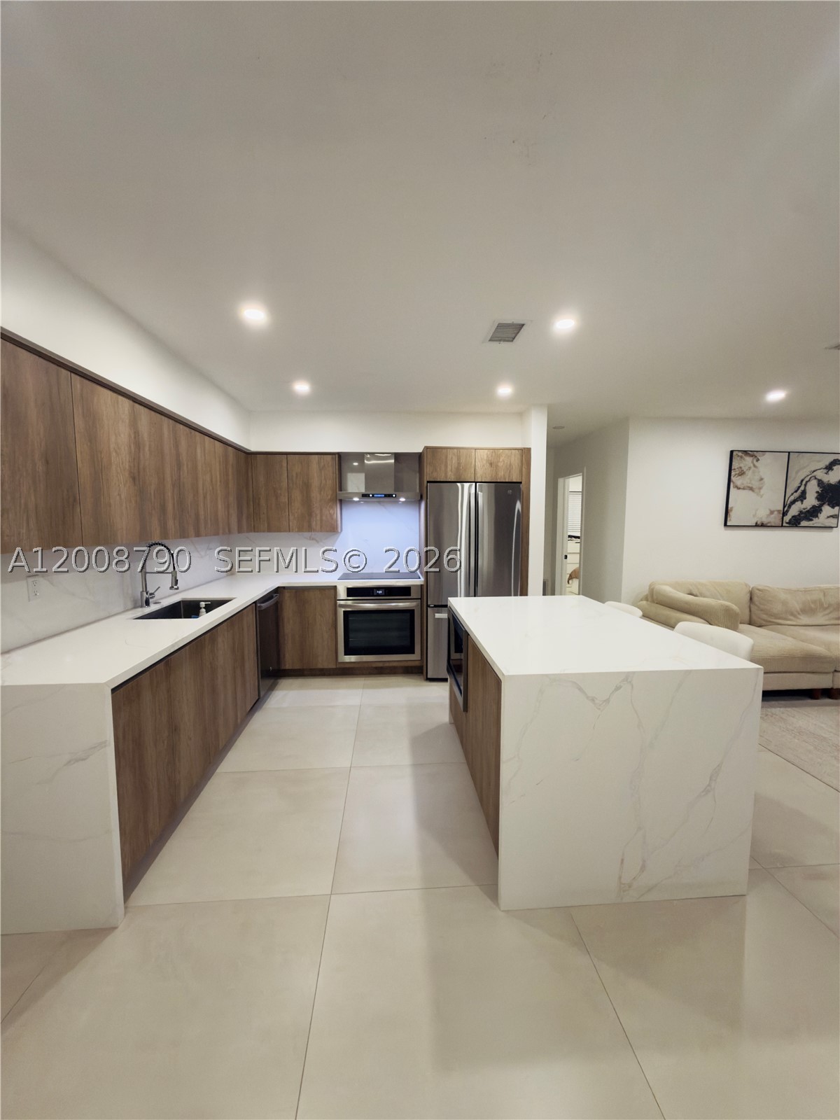 1524 NE 14th Ter, Fort Lauderdale FL 33304