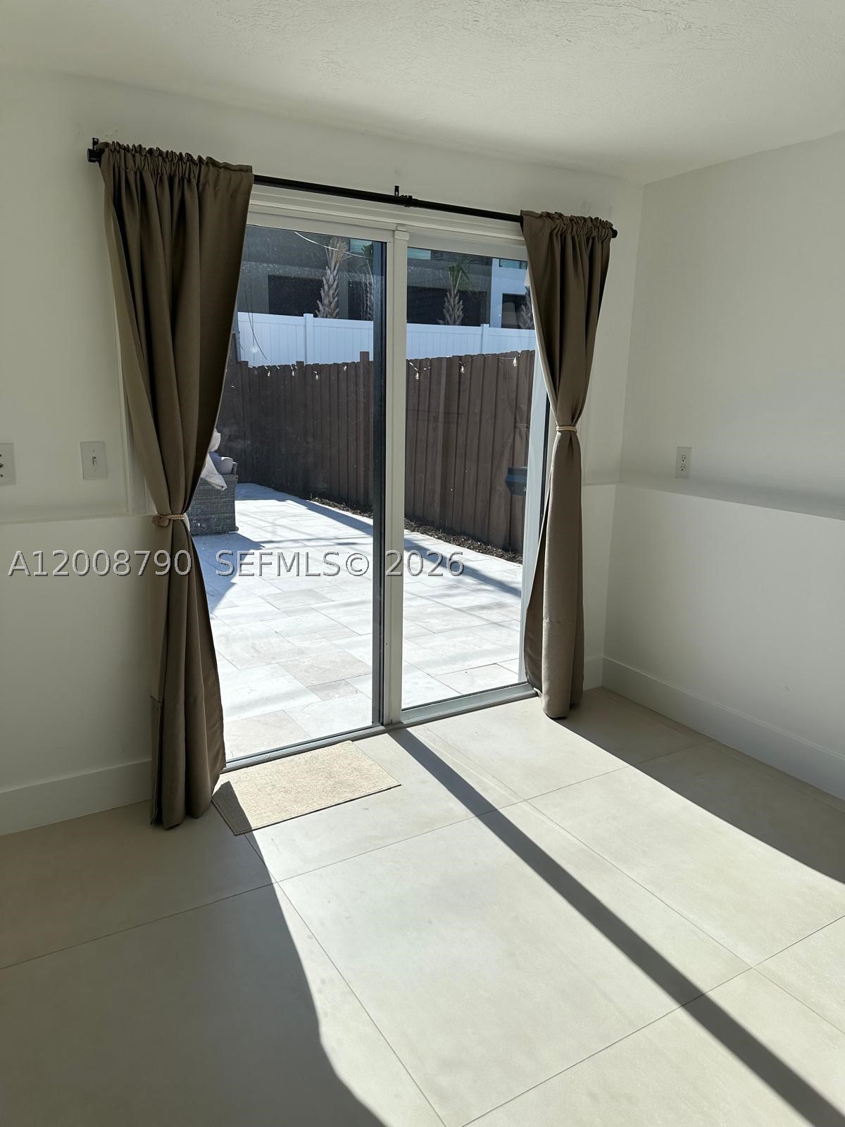 1524 NE 14th Ter, Fort Lauderdale FL 33304