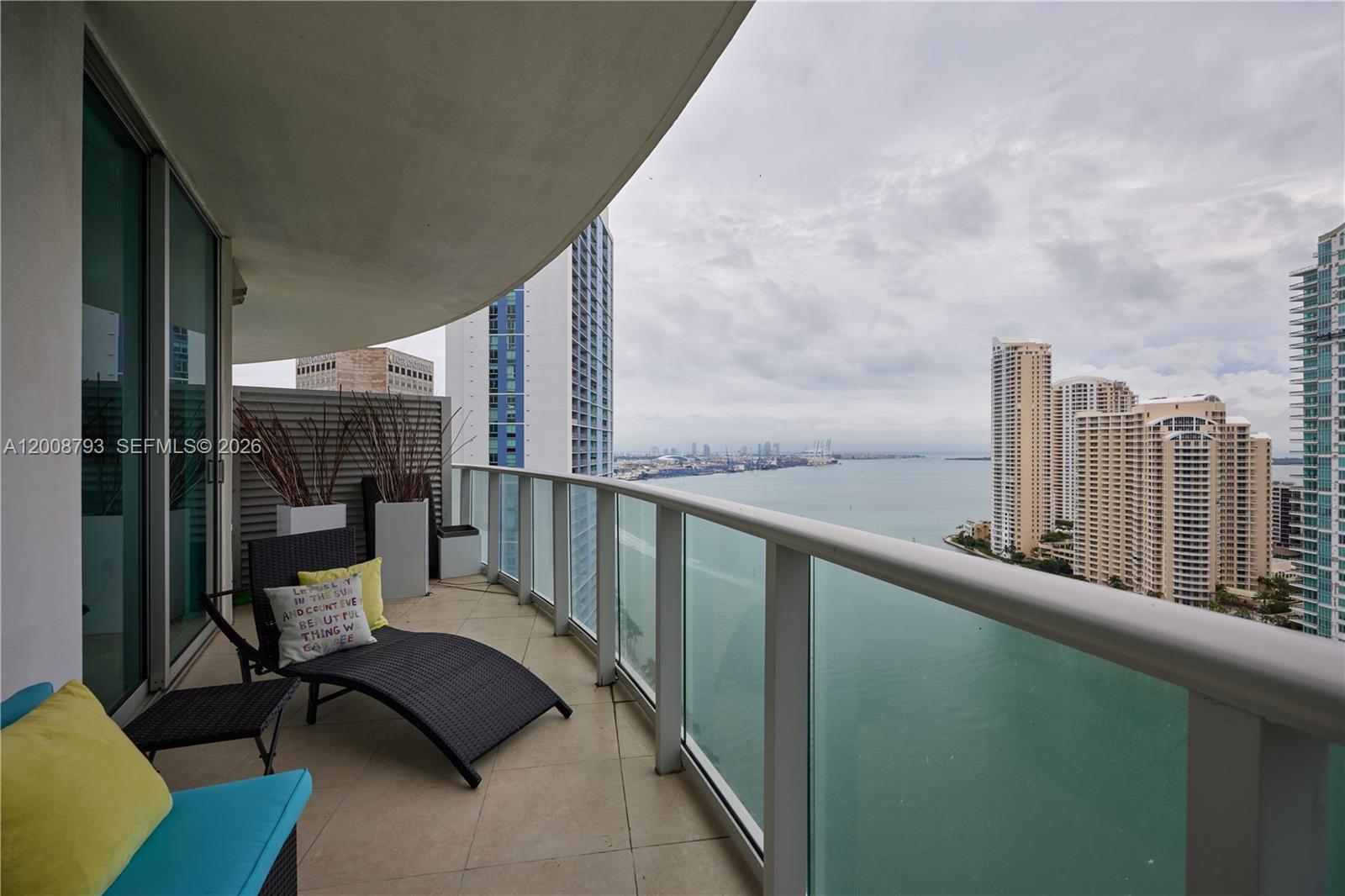 300 S Biscayne Blvd #T-2108, Miami FL 33131