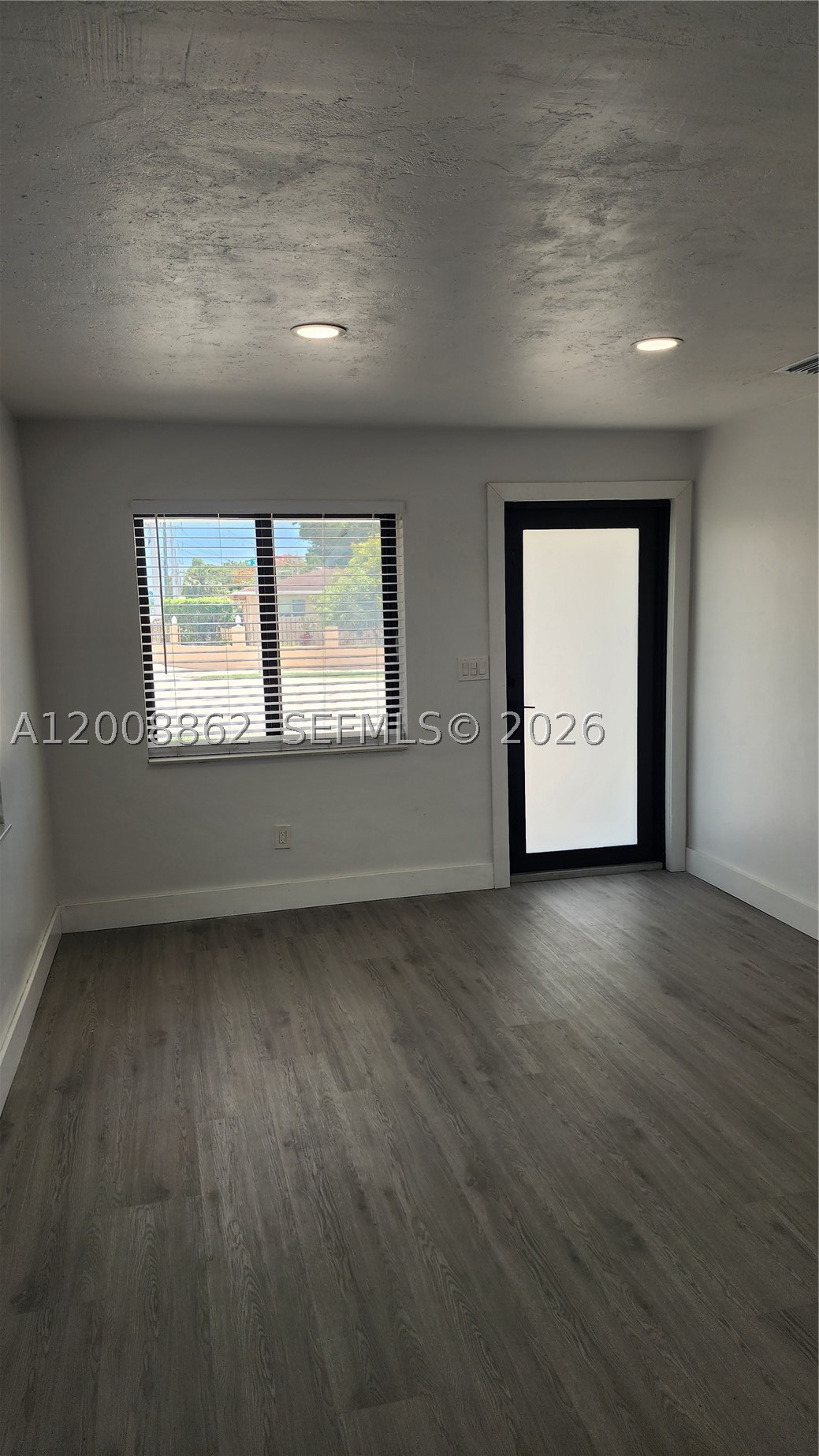 8701 SW 36th St, Miami FL 33165