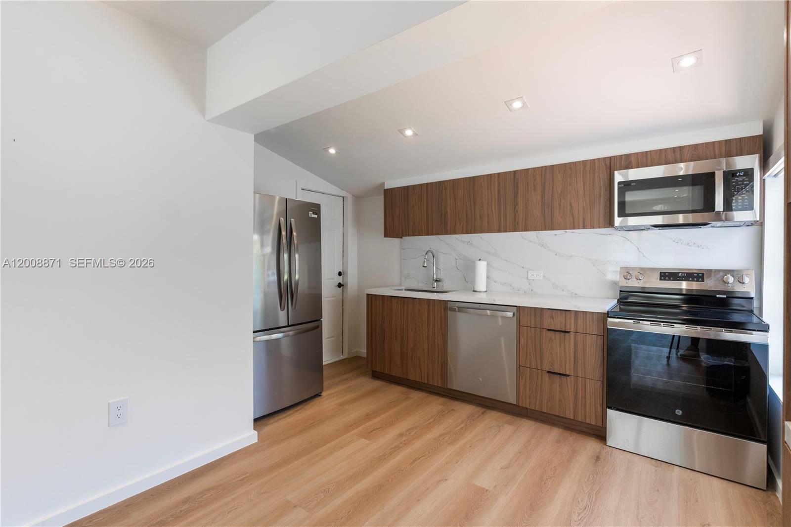 3021 Coconut Grove Dr #3021, Coral Gables FL 33134