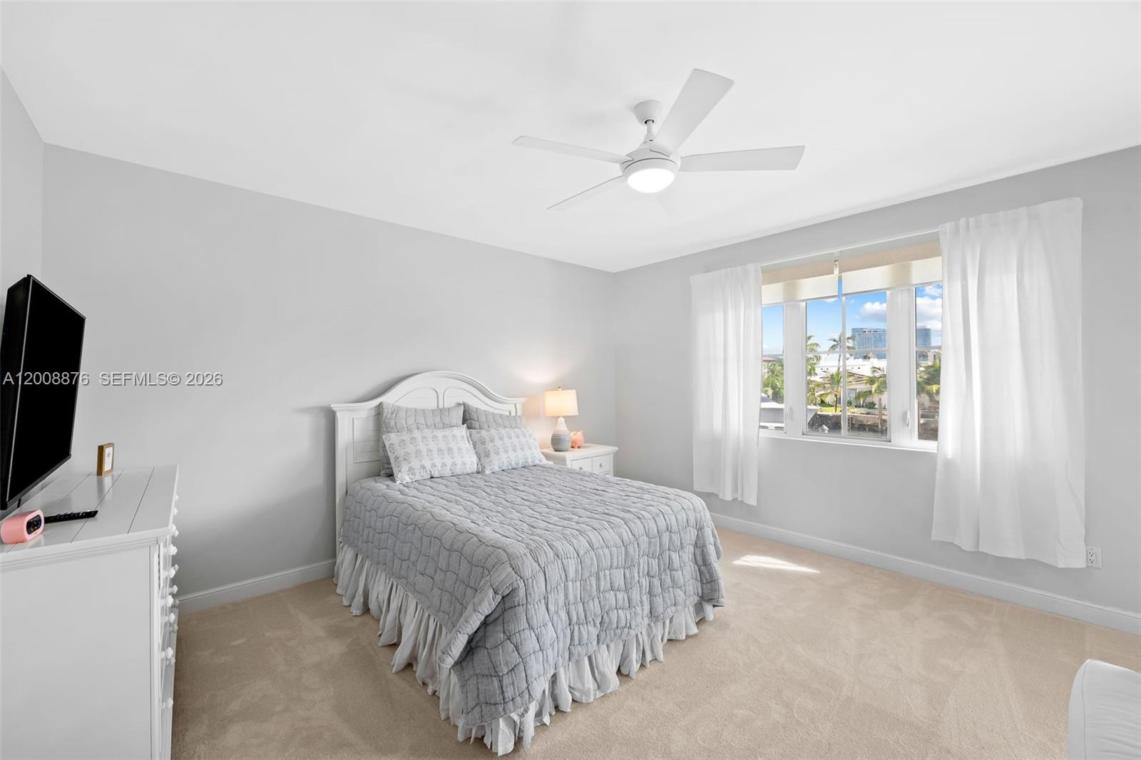 1414 SE 12th St #1B, Fort Lauderdale FL 33316