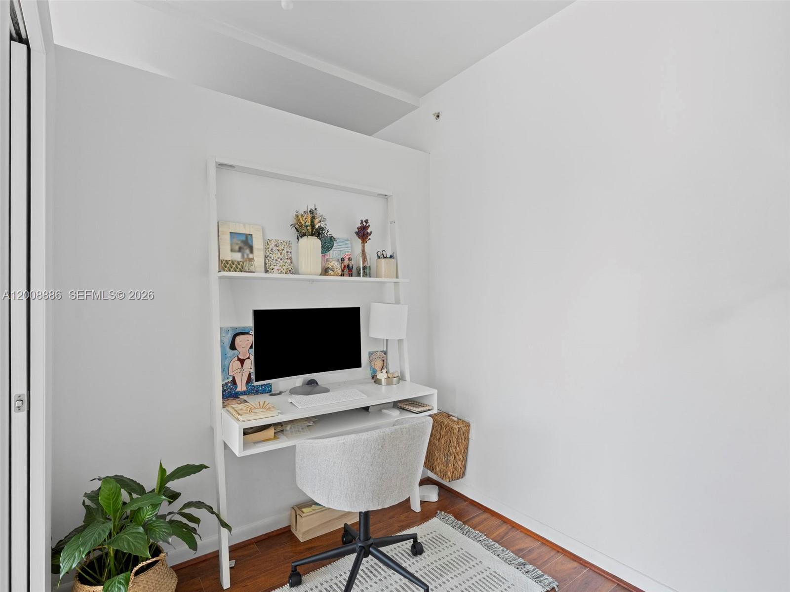 244 Biscayne Blvd #3105, Miami FL 33132