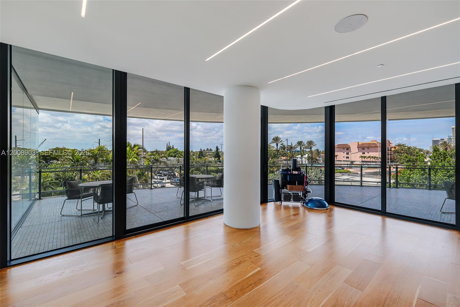 8701 Collins #904, Miami Beach FL 33154