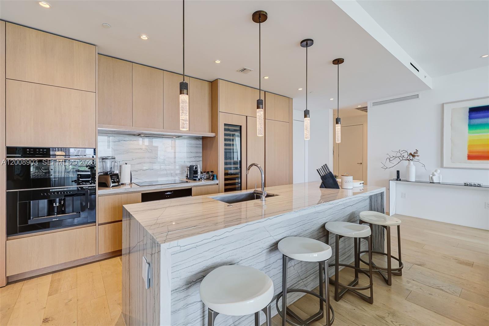 8701 Collins Ave #904, Miami Beach FL 33154