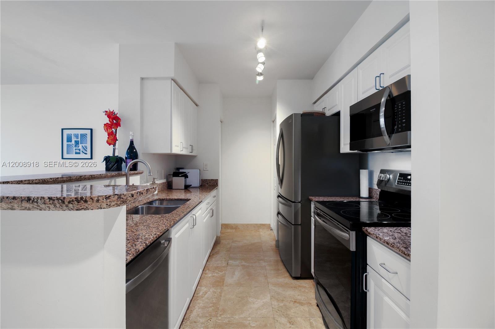 1155 S Brickell Bay Dr #805, Miami FL 33131