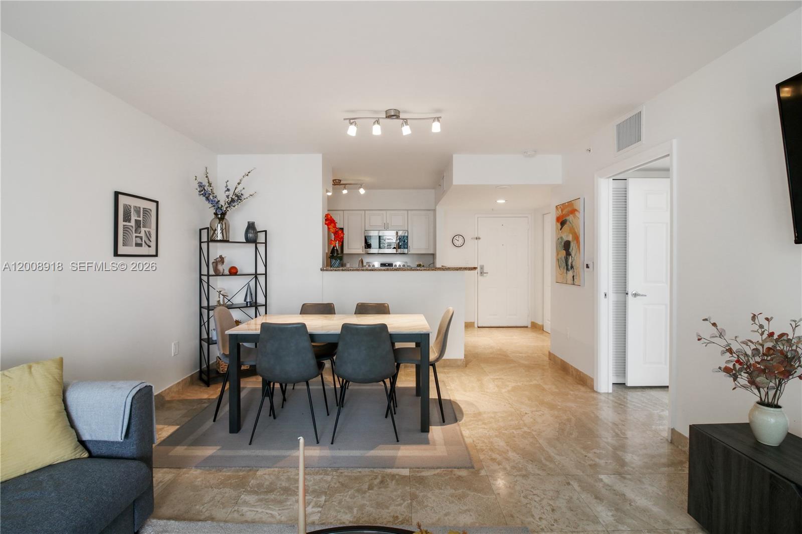 1155 S Brickell Bay Dr #805, Miami FL 33131