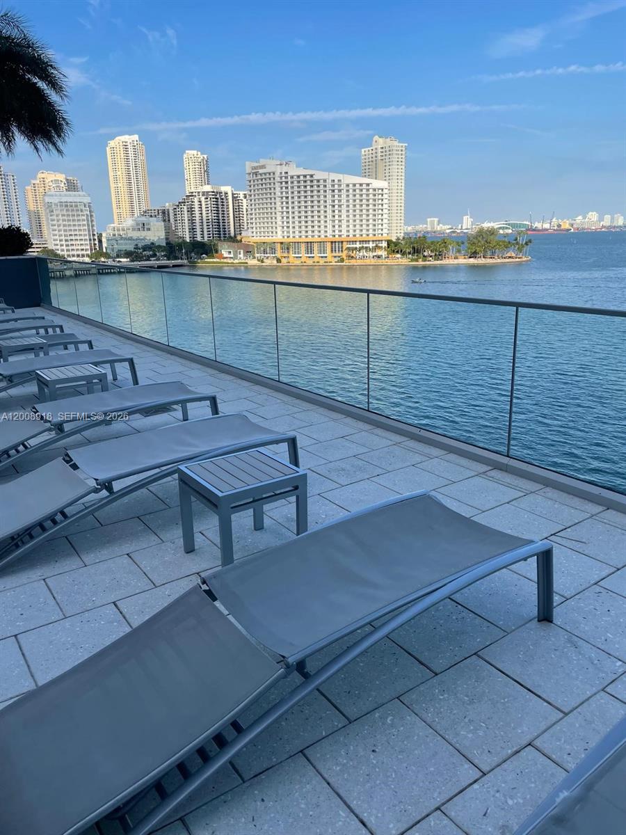 1155 S Brickell Bay Dr #805, Miami FL 33131