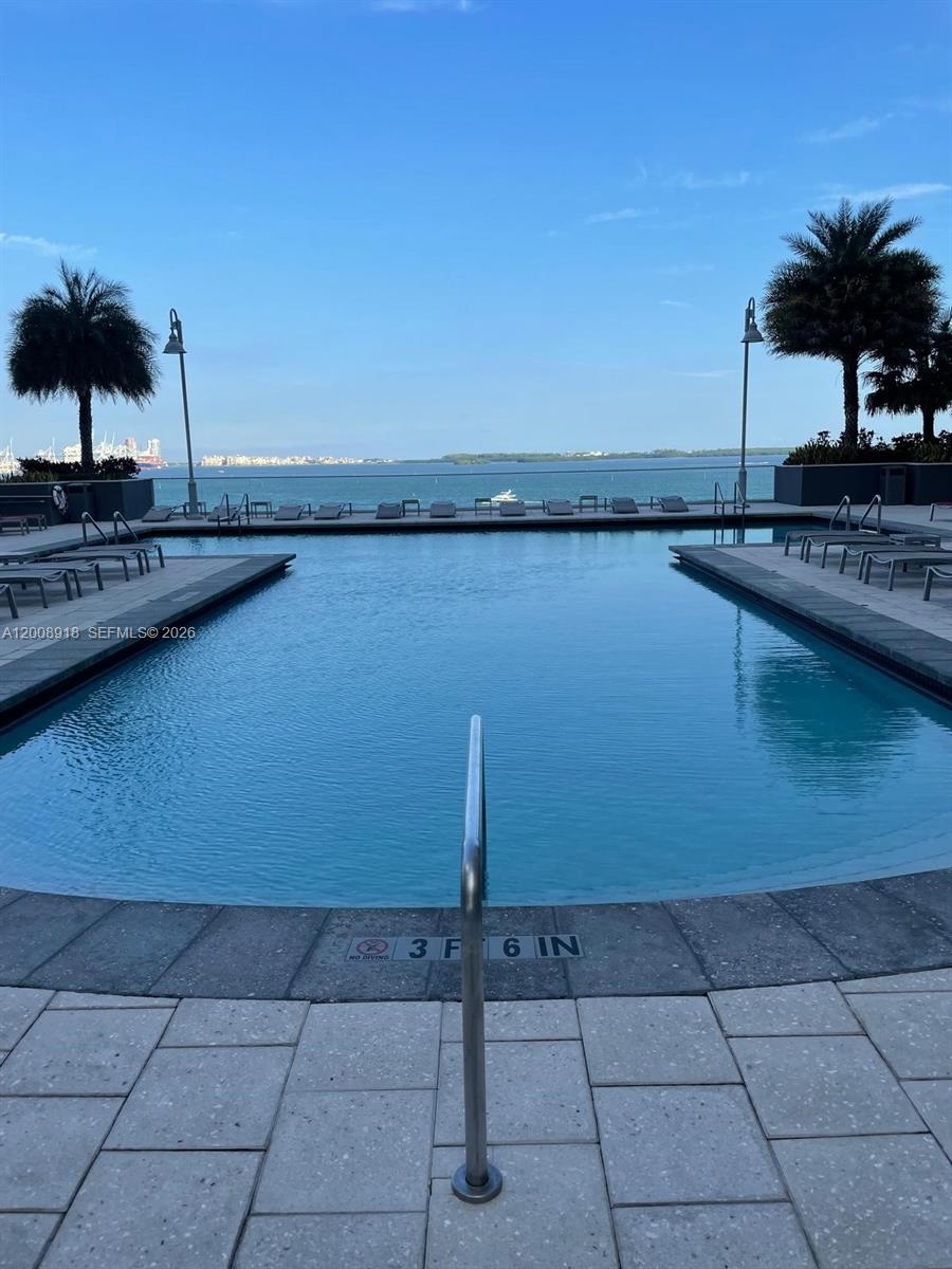1155 S Brickell Bay Dr #805, Miami FL 33131
