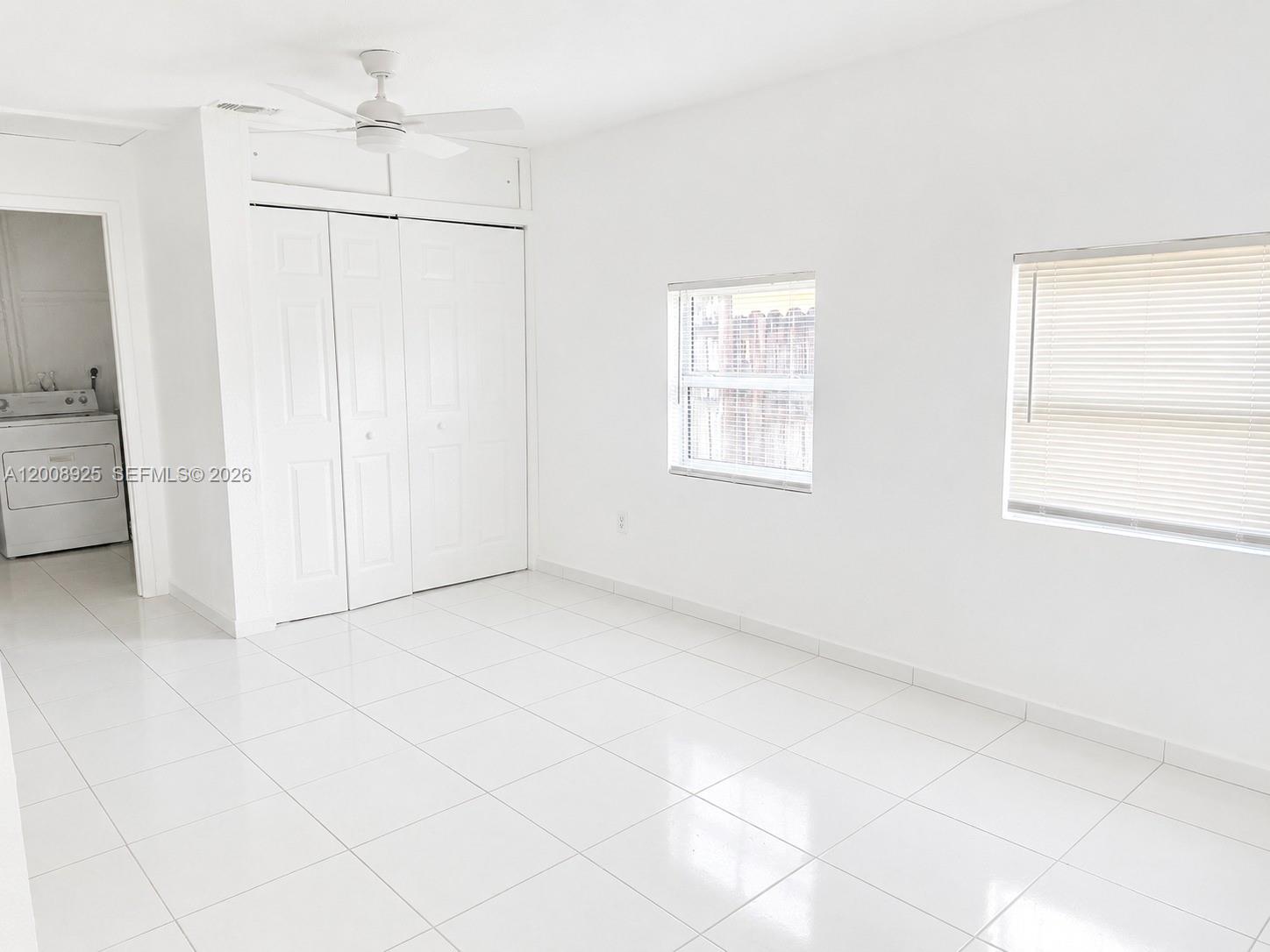 8210 SW 7th St, North Lauderdale FL 33068