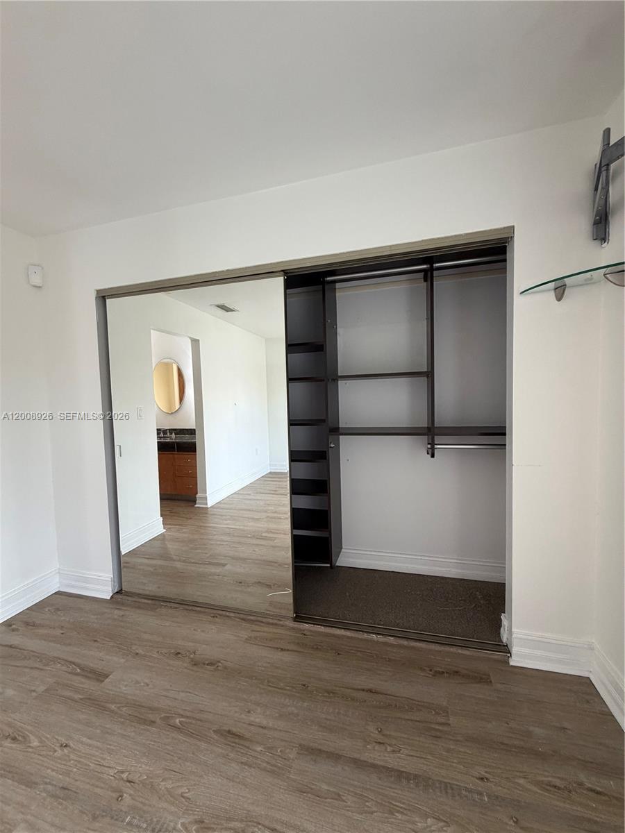 3225 Bird Ave #IV3, Miami FL 33133