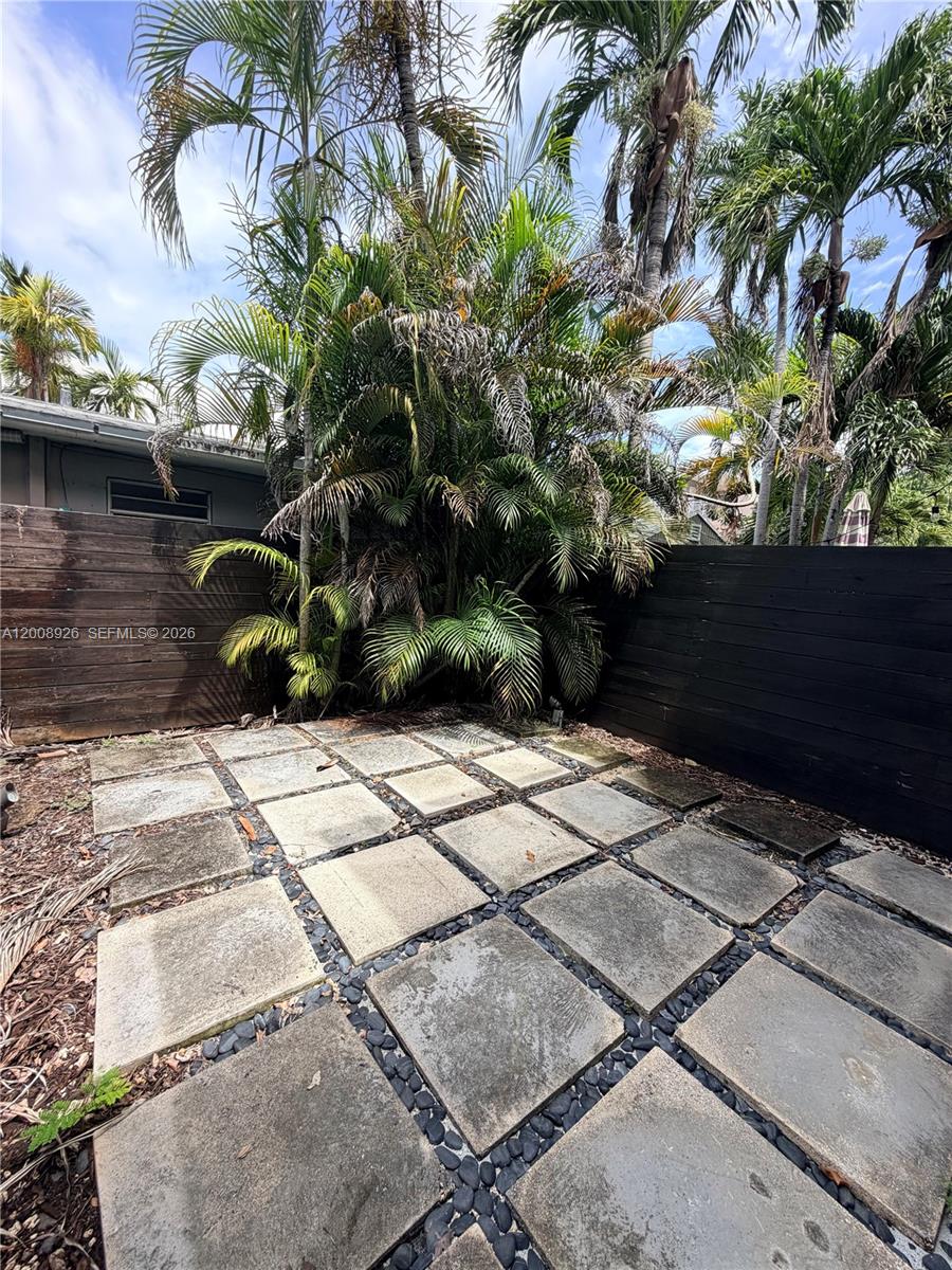 3225 Bird Ave #IV3, Miami FL 33133