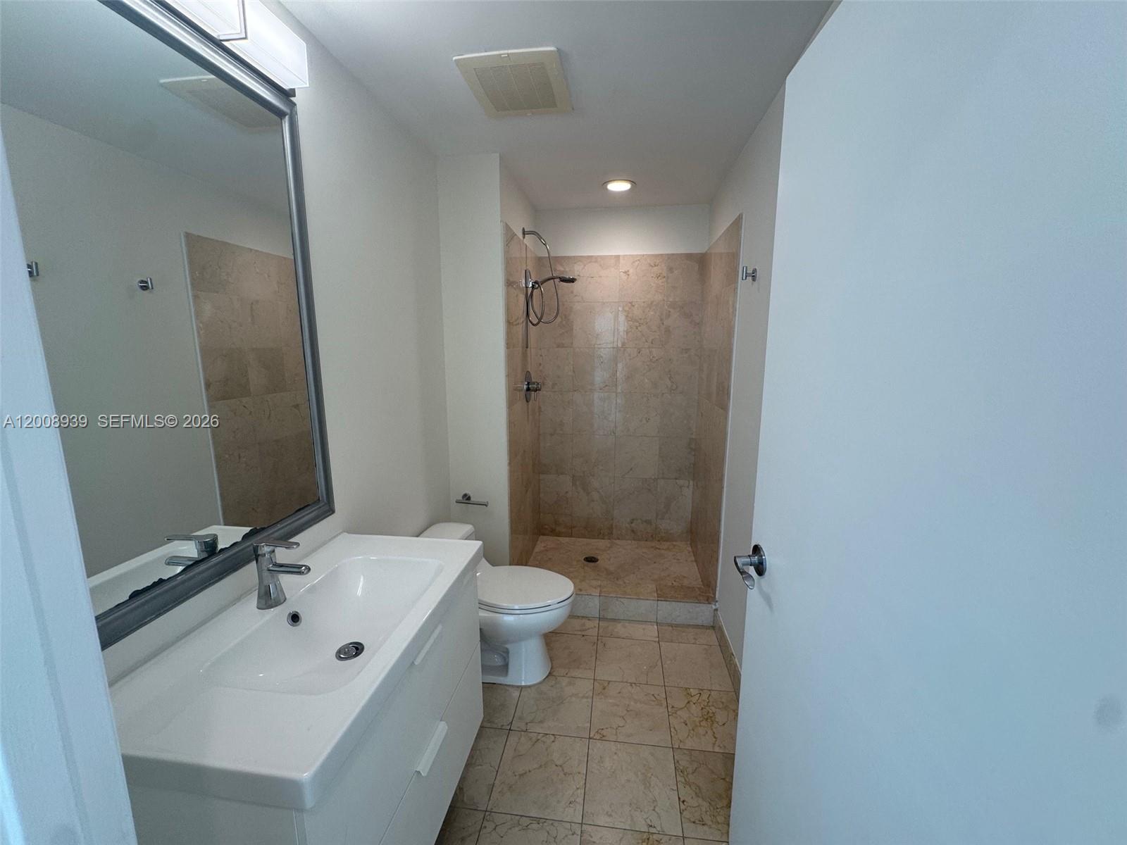 3330 NE 190 ST #1215, Aventura FL 33180