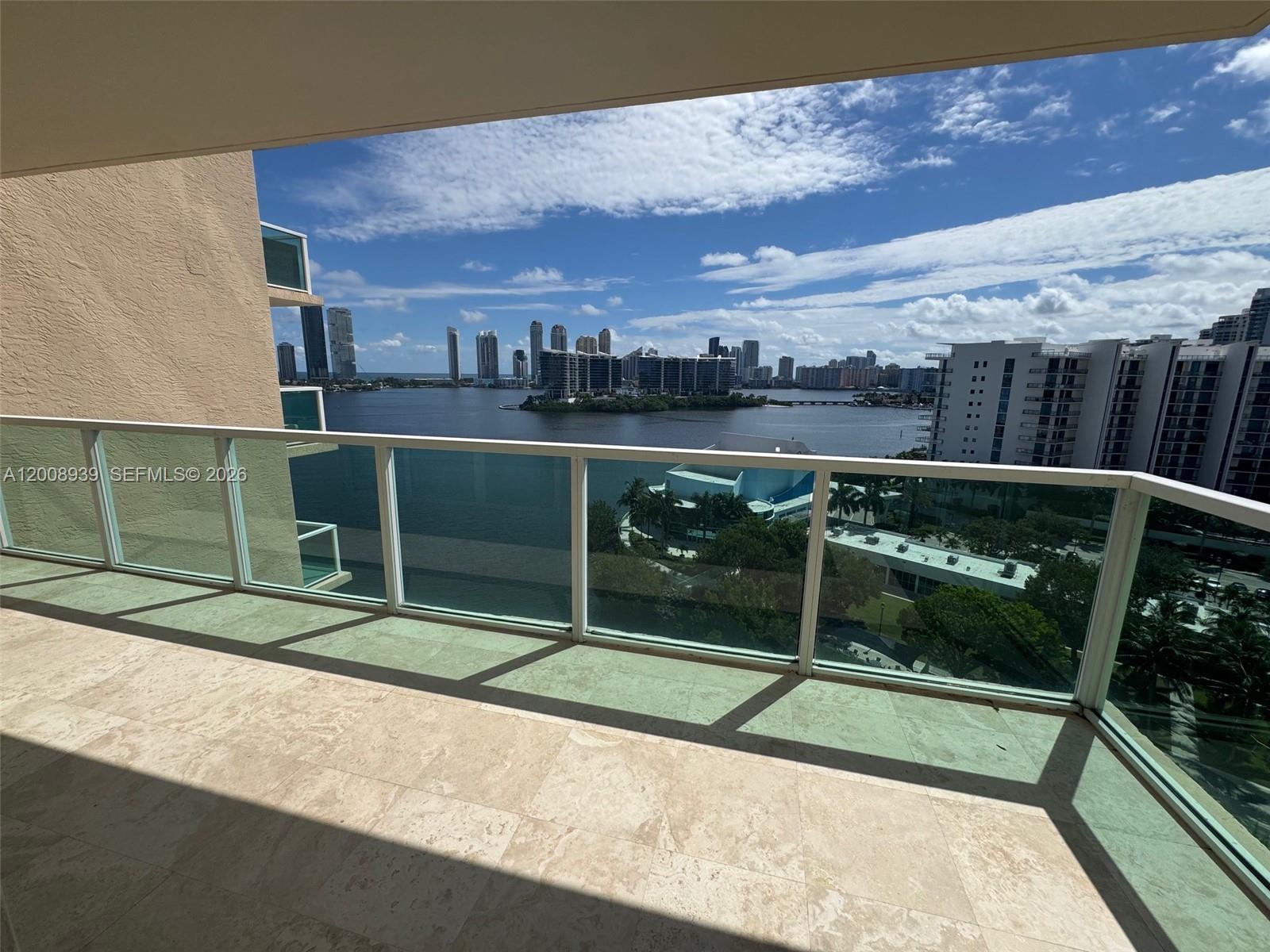 3330 NE 190 ST #1215, Aventura FL 33180