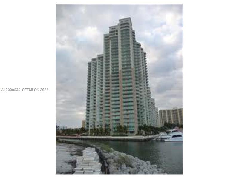 3330 NE 190 ST #1215, Aventura FL 33180