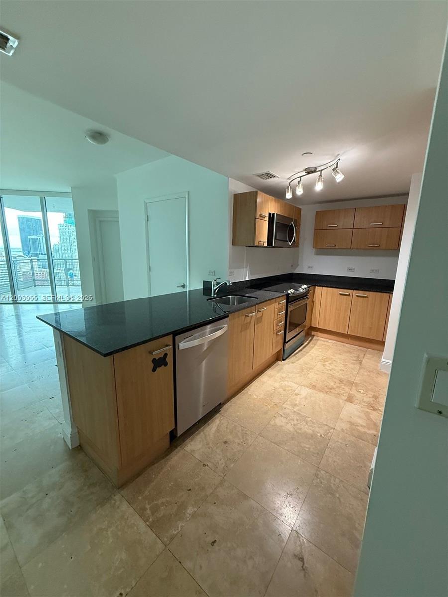 350 S Miami Ave #2603, Miami FL 33130