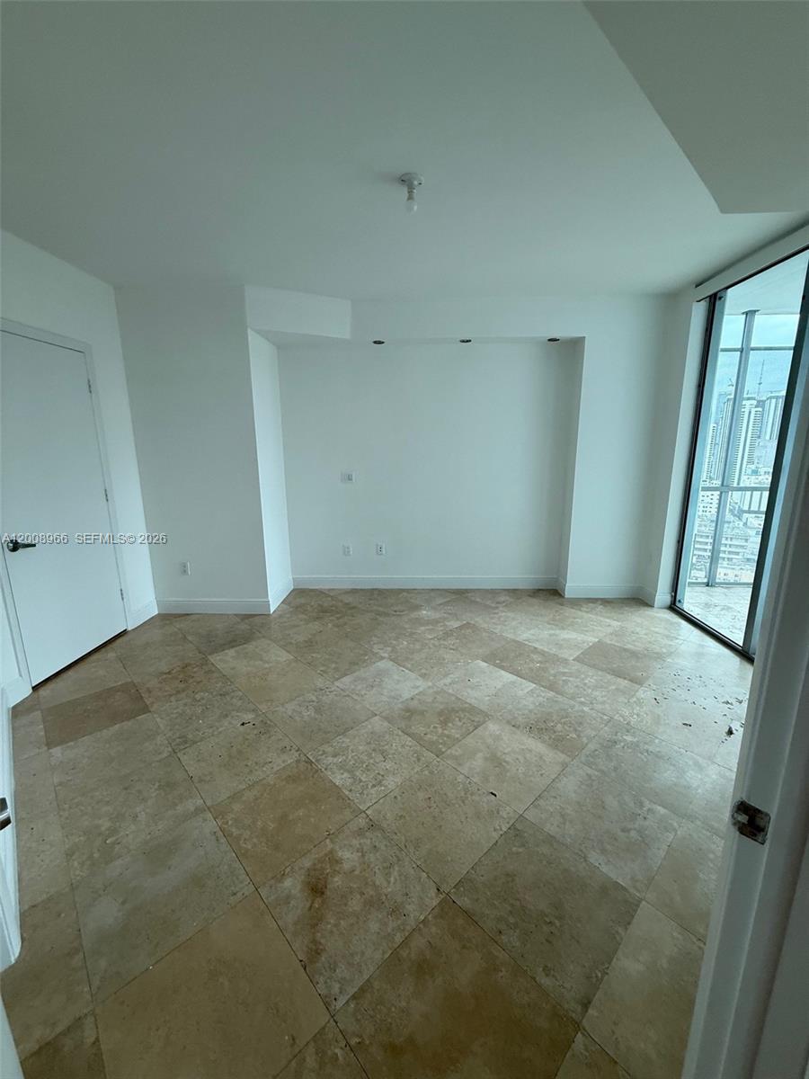 350 S Miami Ave #2603, Miami FL 33130