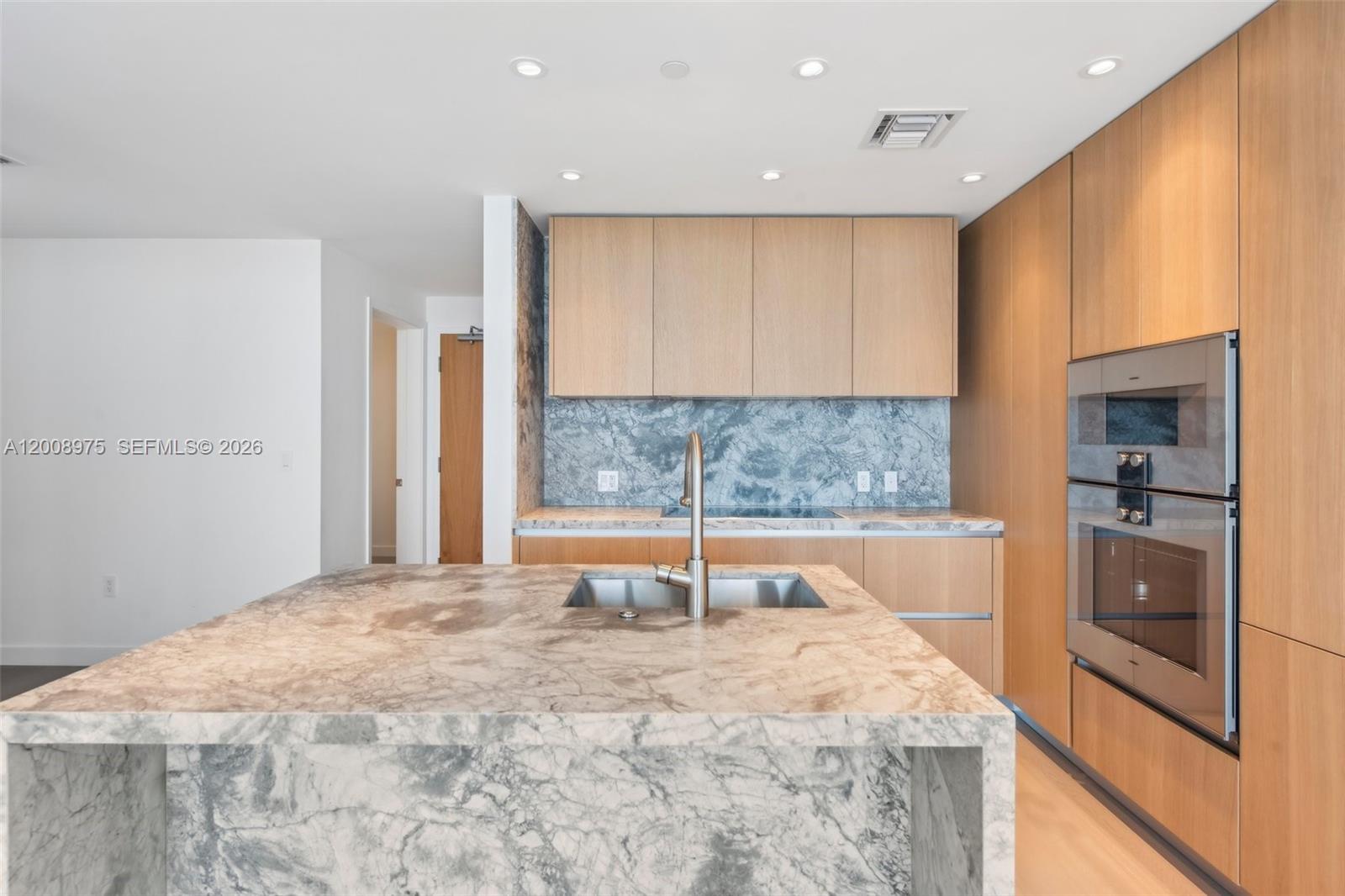 500 Alton Rd. #3004, Miami Beach FL 33139
