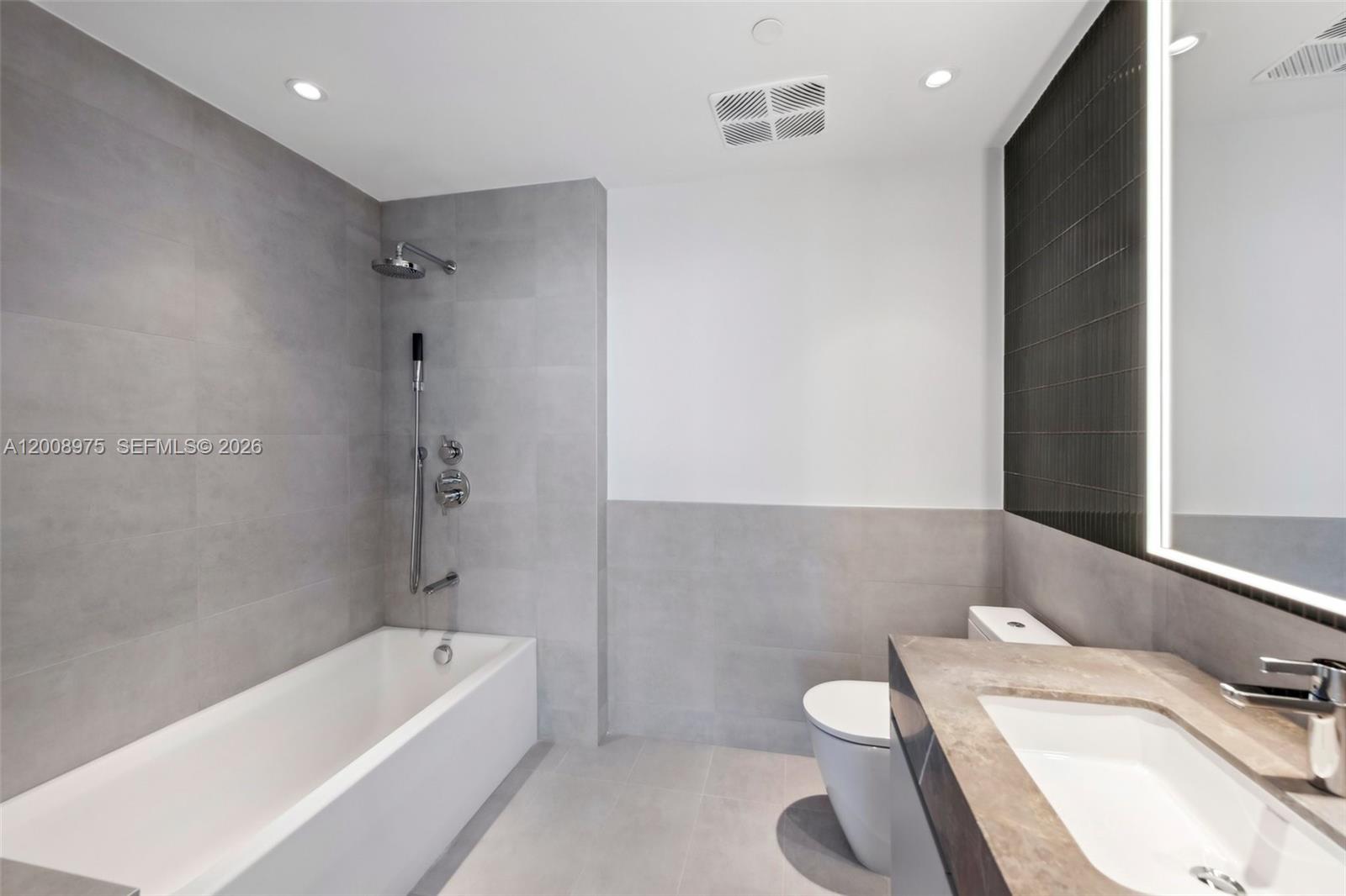 500 Alton Rd. #3004, Miami Beach FL 33139