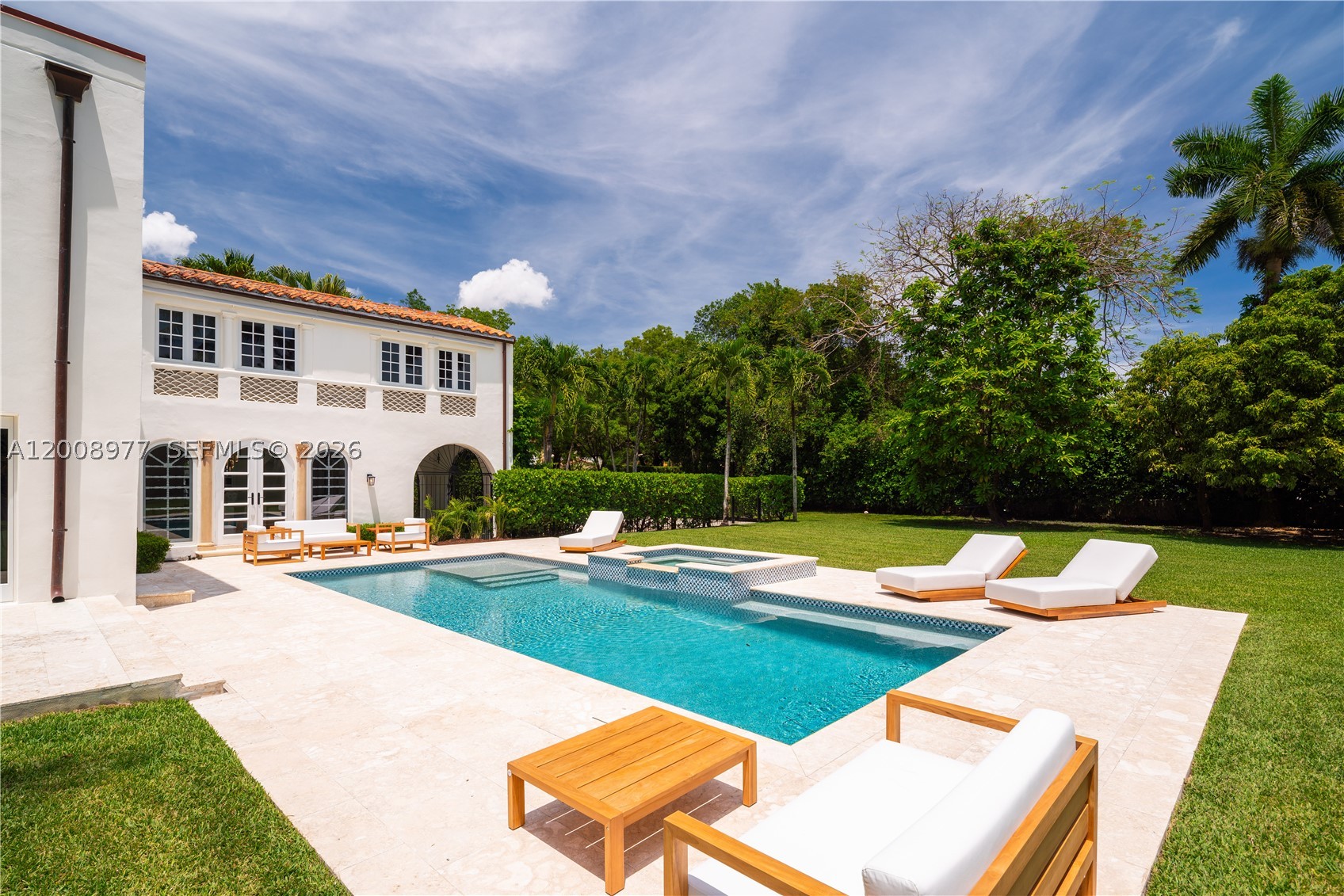 1228 Alhambra Cir, Coral Gables FL 33134