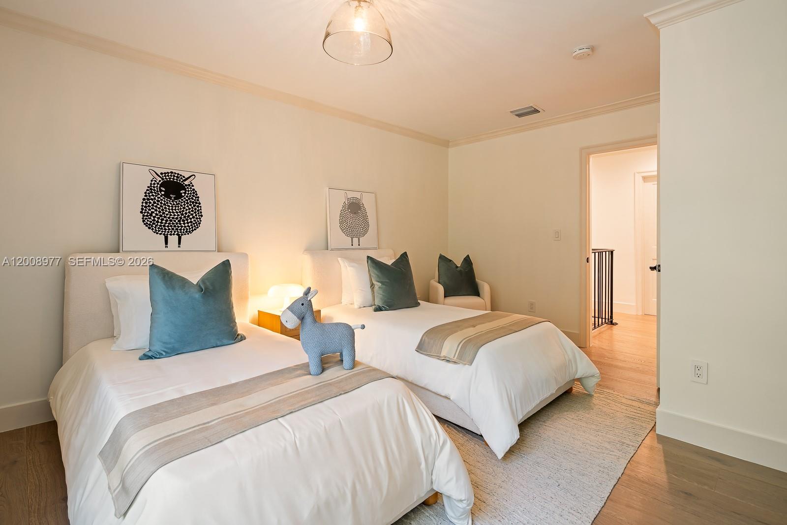 1228 Alhambra Cir, Coral Gables FL 33134