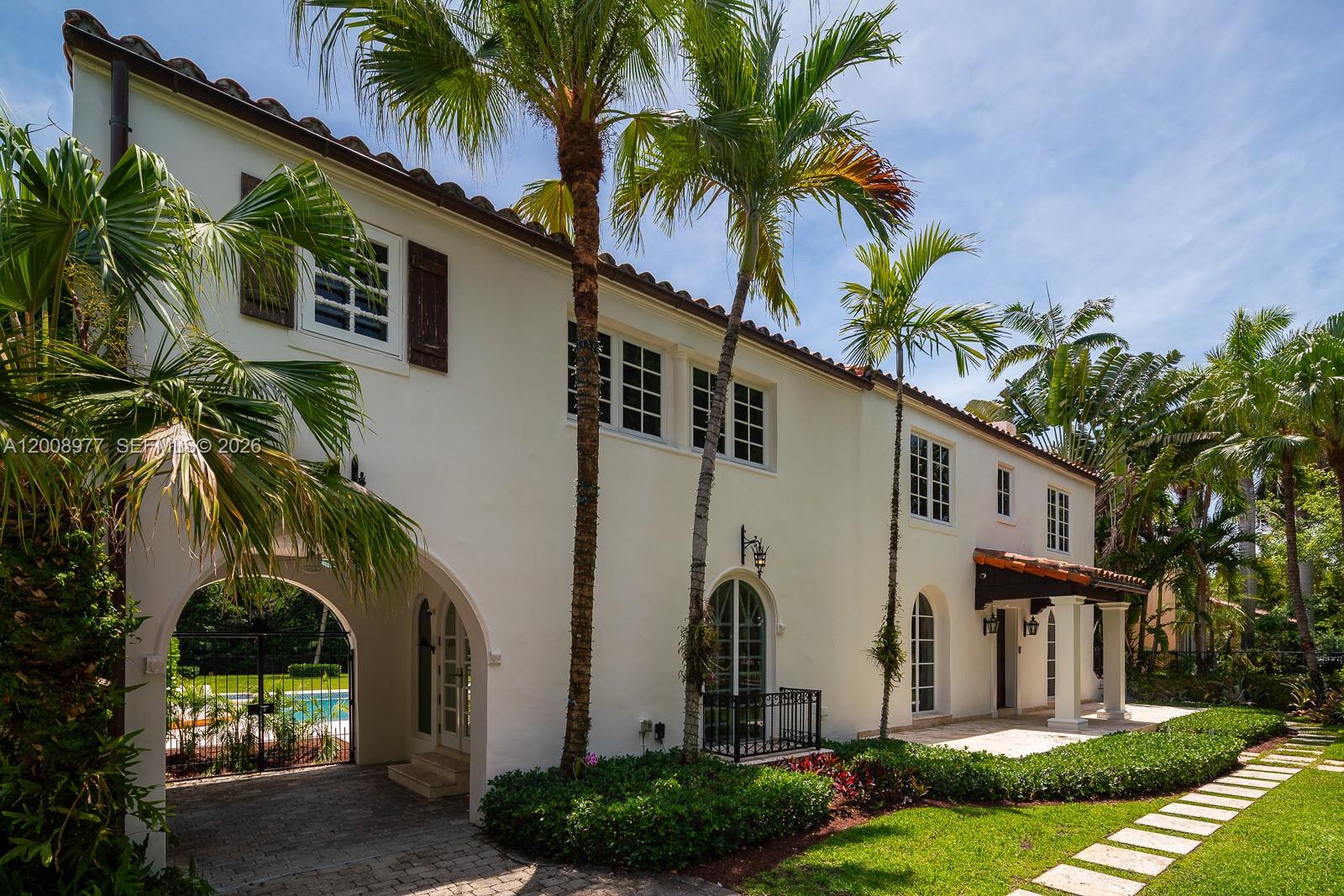 1228 Alhambra Cir, Coral Gables FL 33134