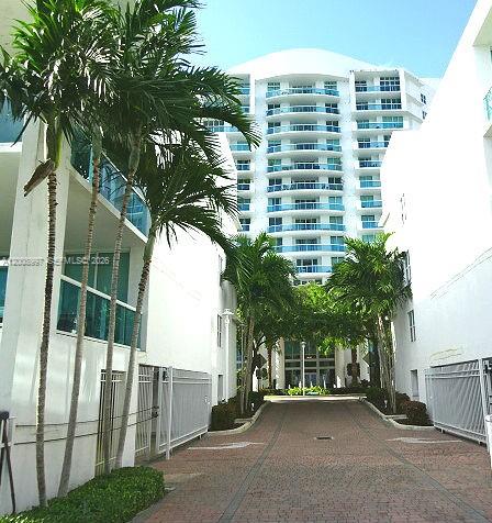7900 Harbor Island Dr #817, North Bay Village FL 33141