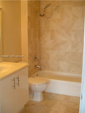 7900 Harbor Island Dr #817, North Bay Village FL 33141